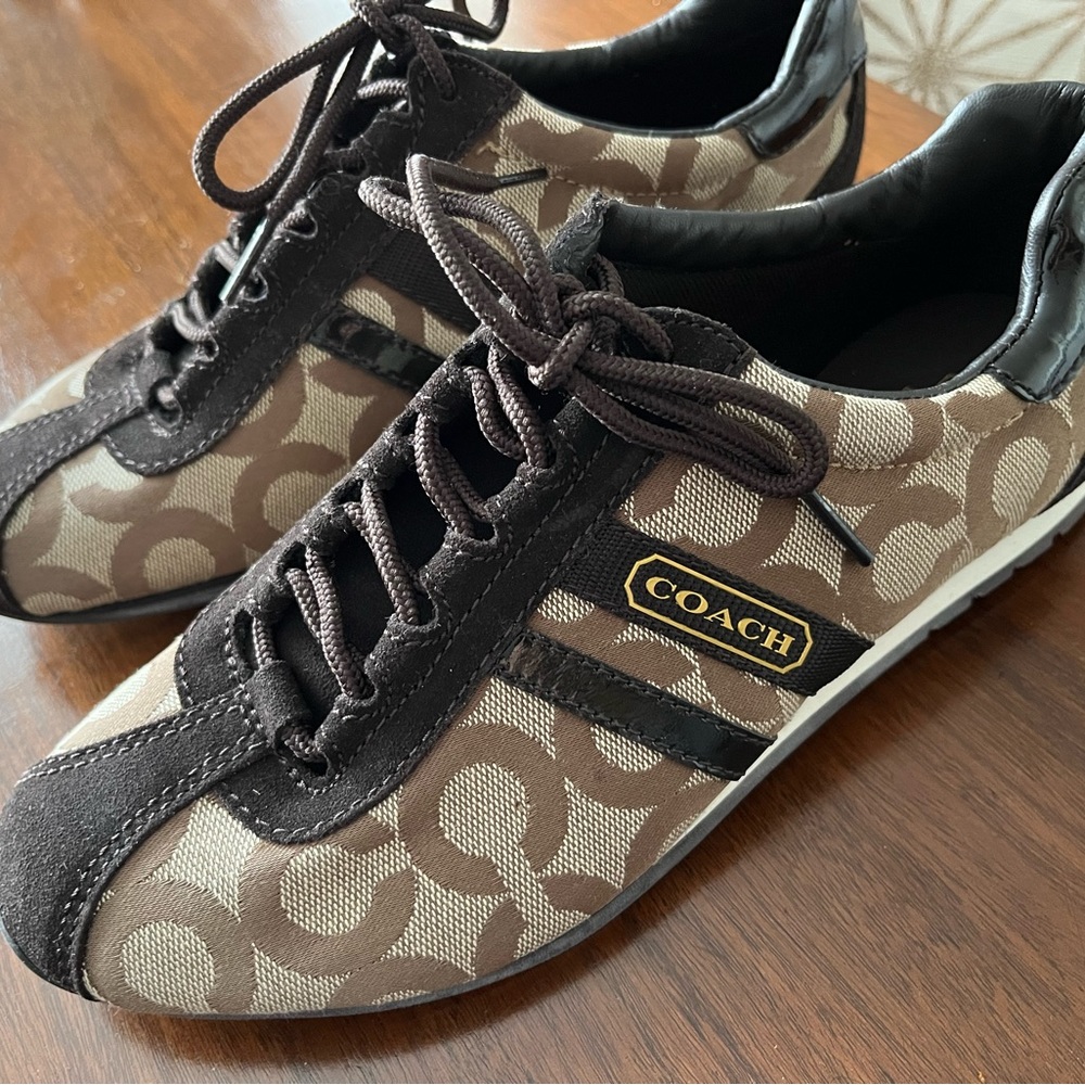 Coach Kathleen 7M. Very good condition, no box